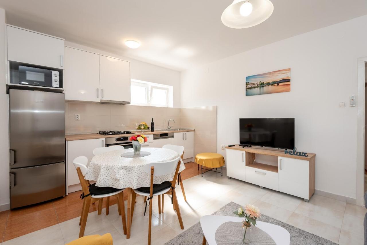 Apartman Galov Metkovic Exterior photo